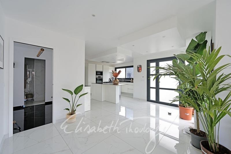 Maison - 118 m² - 5 pièces