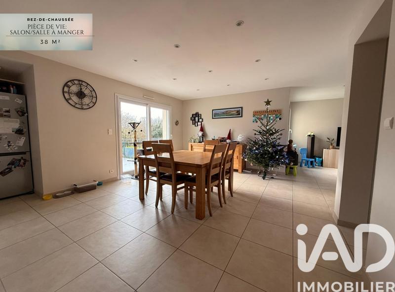 Maison - 151 m² - 5 pièces