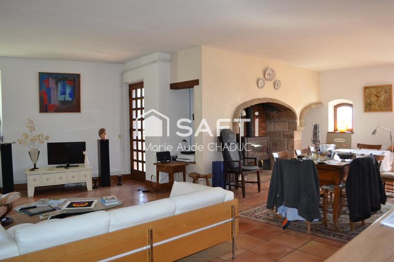 Maison - 292 m² - 9 pièces