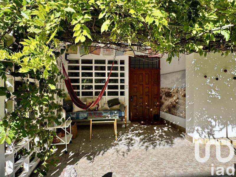 Maison - 180 m² - 8 pièces