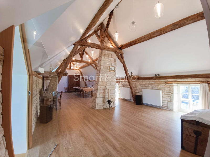 Propriété - 267 m² - 12 pièces