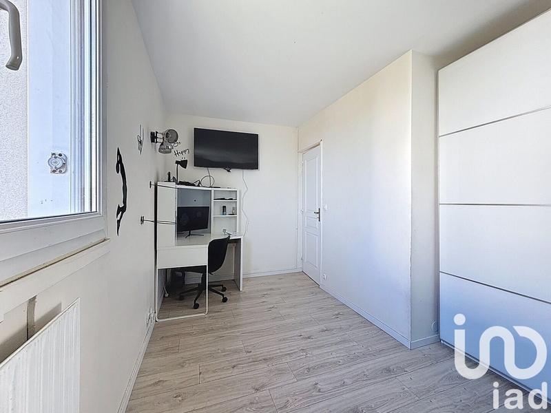 Appartement - 98 m² - 5 pièces