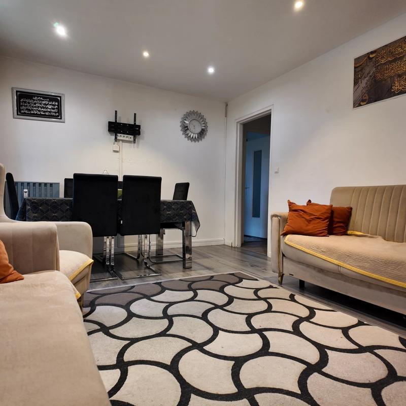 Appartement - 98 m² - 5 pièces