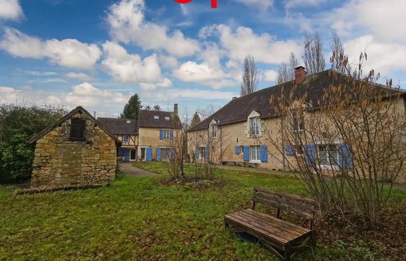 Moulin - 401 m² - 15 pièces