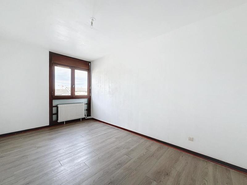 Appartement - 94 m² - 5 pièces