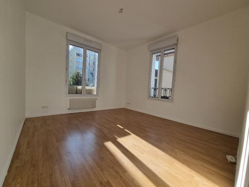 Maison - 104 m² - 5 pièces