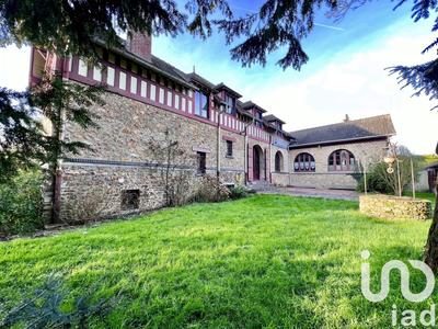 Maison - 400 m² - 13 pièces