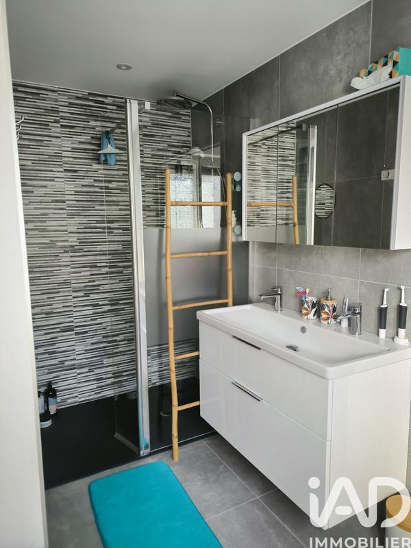 Maison - 170 m² - 7 pièces