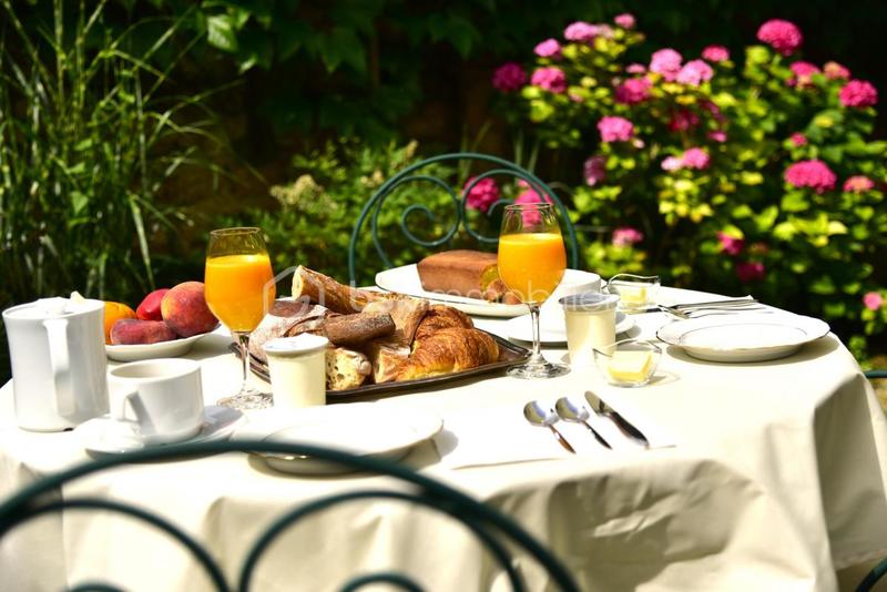 Bureau - 779 m² - 18 pièces