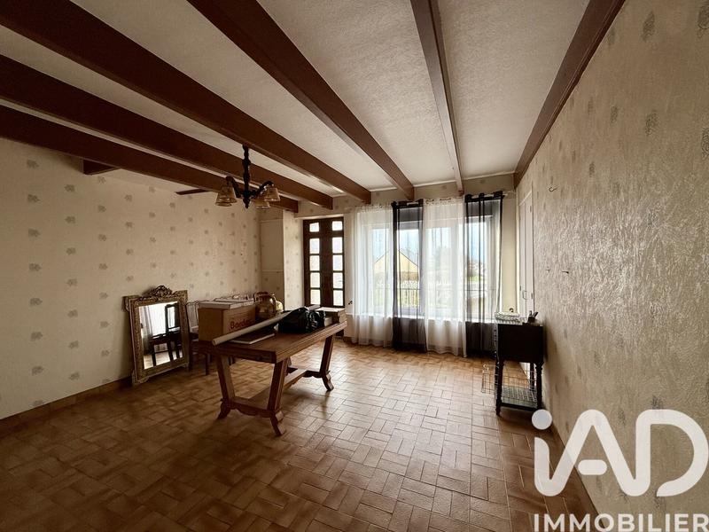 Maison - 180 m² - 9 pièces