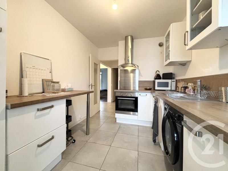 Appartement - 66 m² - 3 pièces