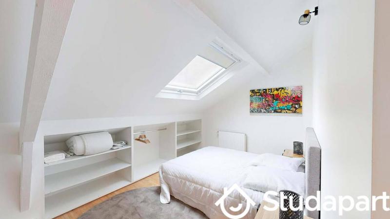 Chambre - 11 m² - 1 pièce