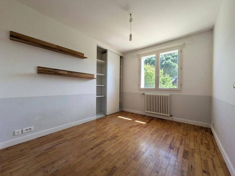 Maison - 93 m² - 6 pièces