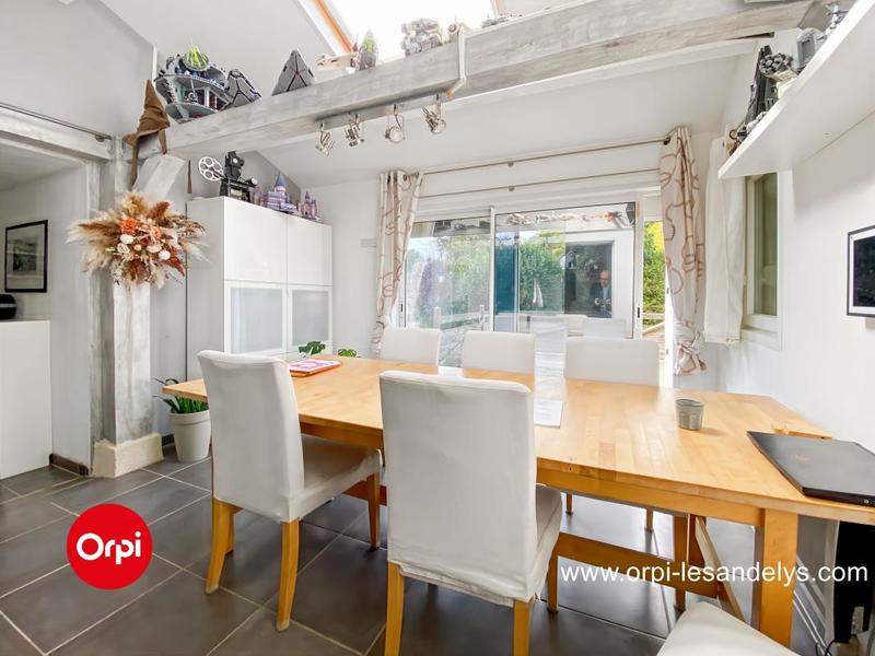 Maison - 98 m² - 5 pièces