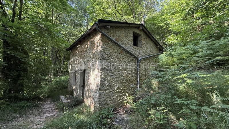 Terrain - 18 325 m²