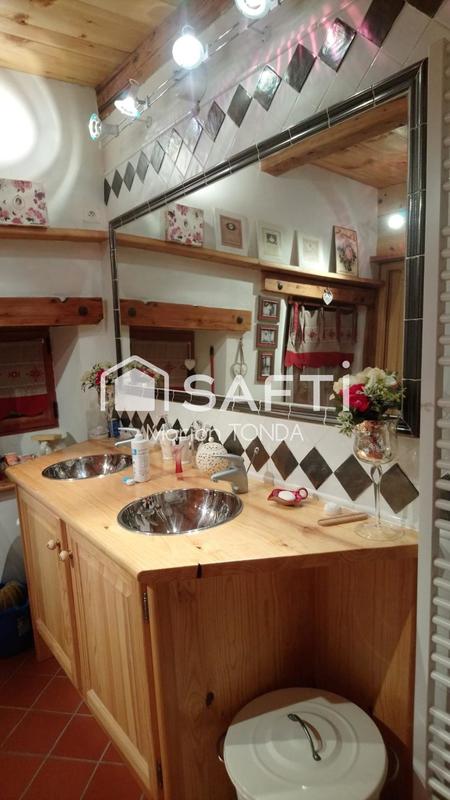 Maison de village - 95 m² - 4 pièces