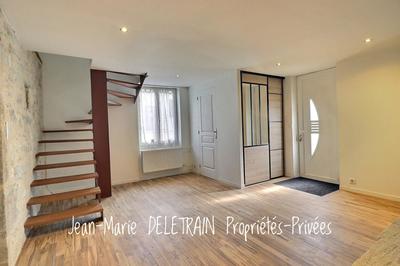 Maison - 180 m² - 6 pièces