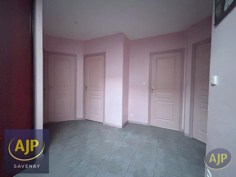 Maison - 200 m² - 9 pièces