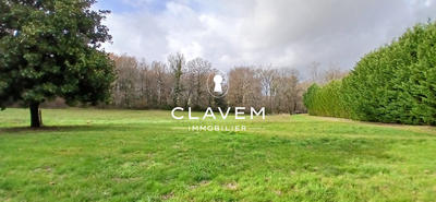 Maison - 310 m² - 13 pièces