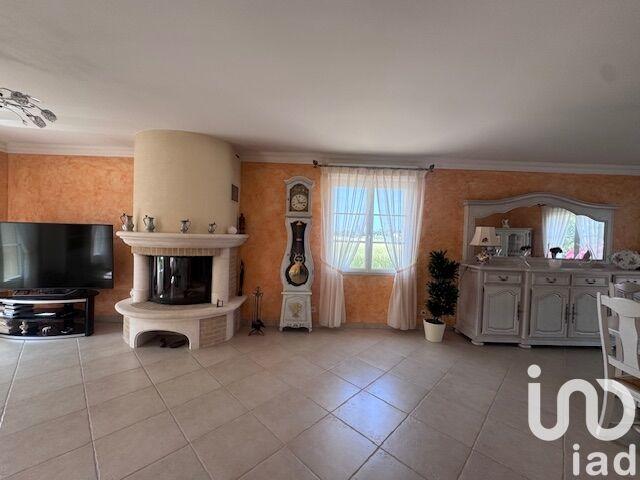 Maison - 205 m² - 7 pièces