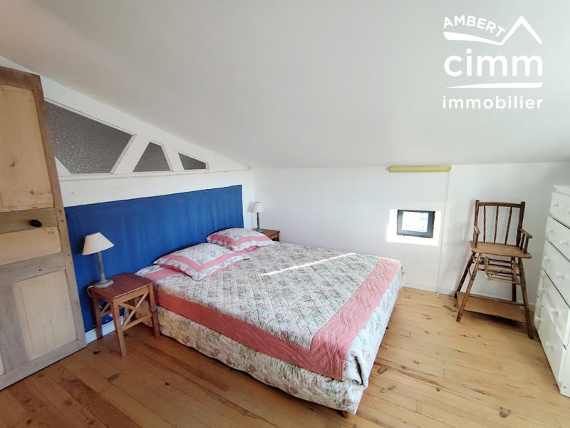 Maison - 265 m² - 21 pièces