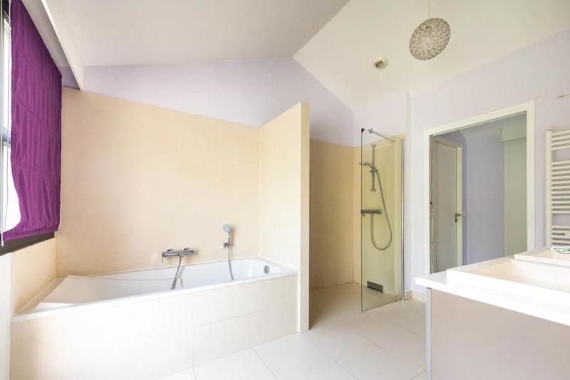 Maison - 170 m² - 6 pièces