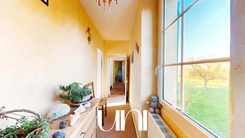 Maison - 388 m² - 12 pièces