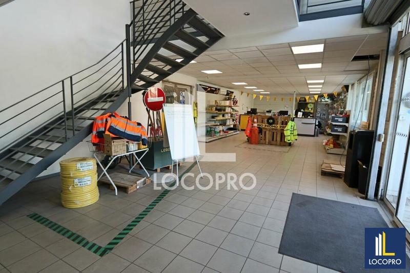 Local d'activité / Entrepôt - 1 300 m²