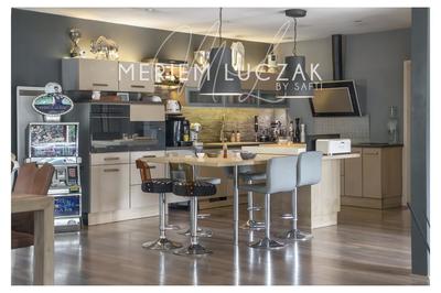 Maison de village - 244 m² - 7 pièces