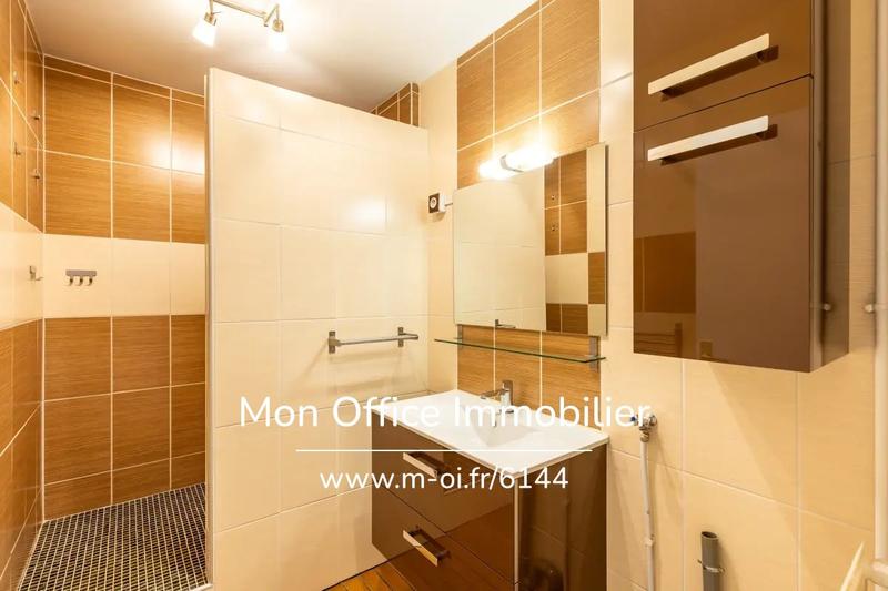 Appartement - 80 m² - 4 pièces