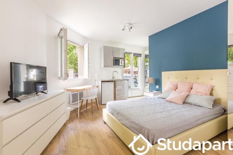 Chambre - 11 m² - 1 pièce