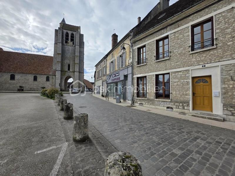 Maison de ville - 88 m² - 4 pièces