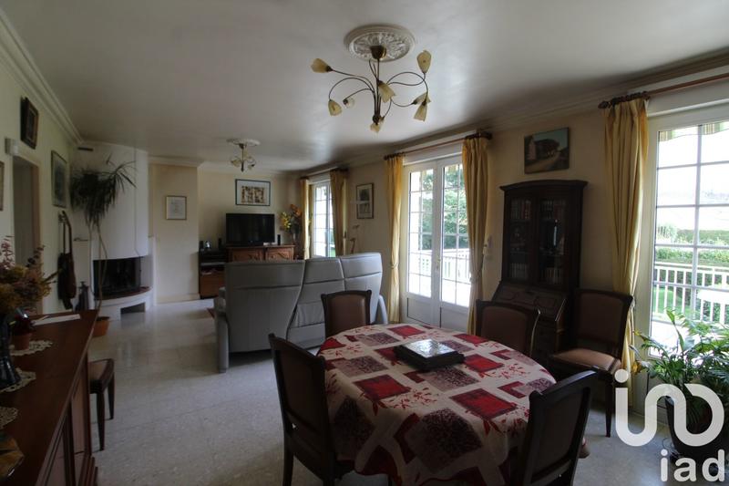 Maison - 192 m² - 11 pièces