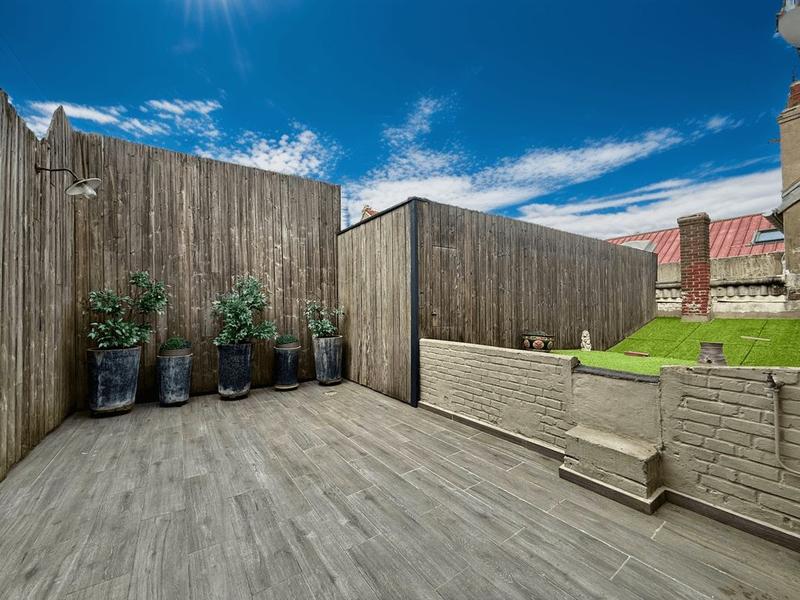 Appartement - 95 m² - 5 pièces