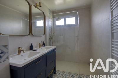 Maison - 106 m² - 8 pièces