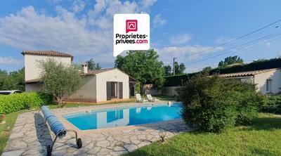 Villa - 170 m² - 6 pièces