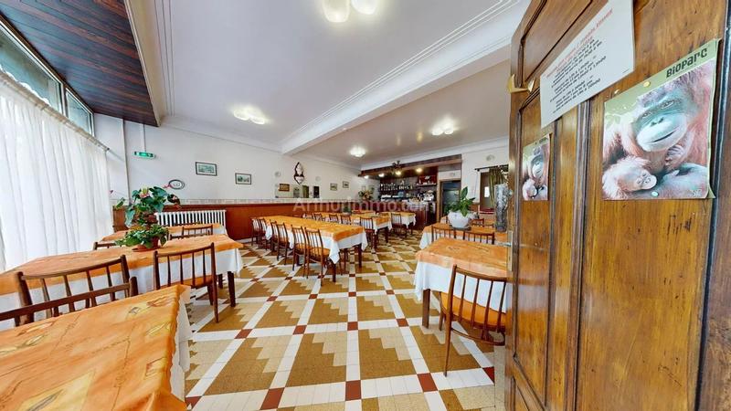 Immeuble - 650 m² - 29 pièces