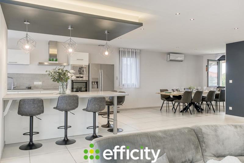 Villa - 150 m² - 6 pièces