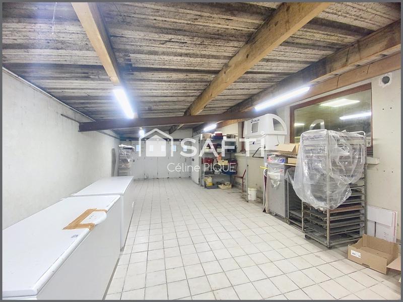Local commercial - 268 m²