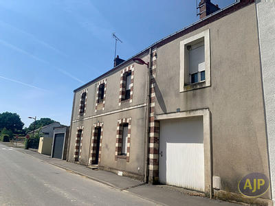 Maison - 153 m² - 7 pièces