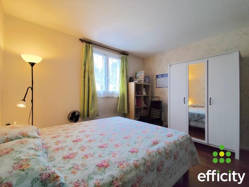 Pavillon - 94 m² - 5 pièces