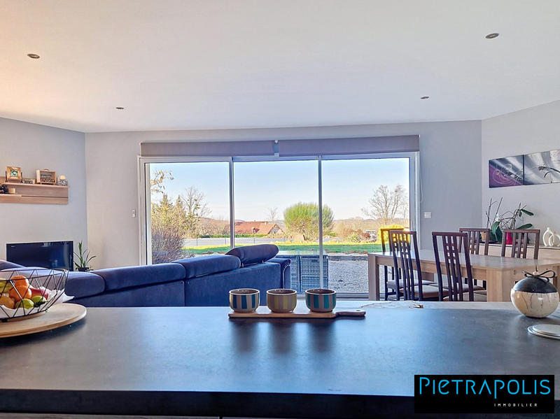 Maison - 140 m² - 7 pièces