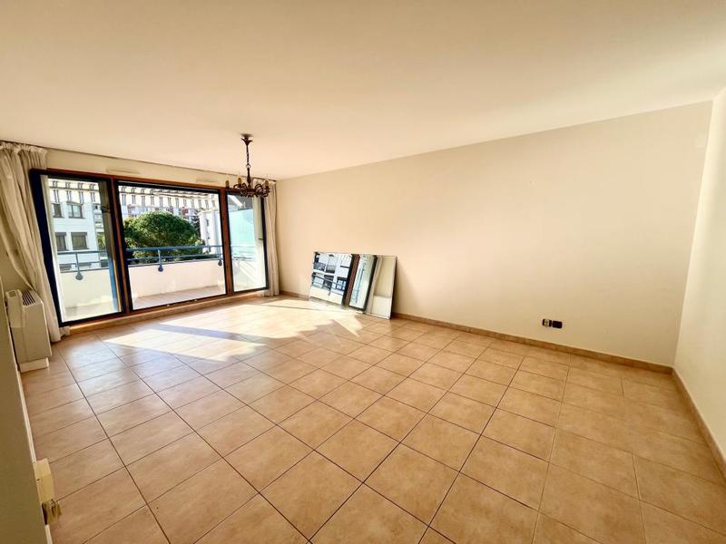 Appartement - 76 m² - 3 pièces