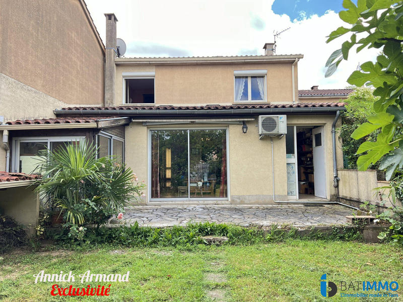 Maison - 102 m² - 4 pièces