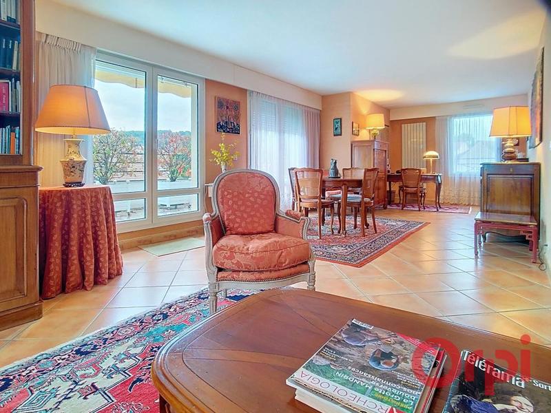 Appartement - 133 m² - 4 pièces