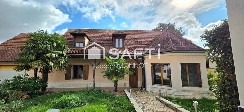 Maison - 190 m² - 8 pièces