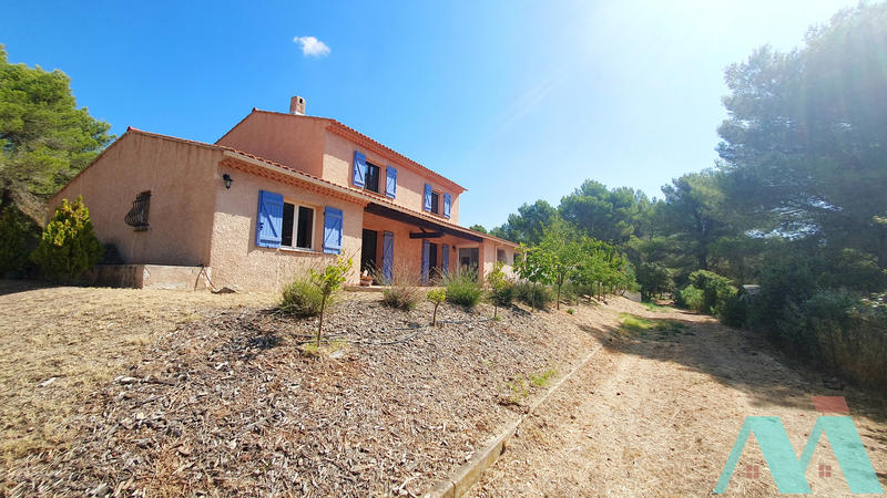 Maison - 170 m² - 6 pièces