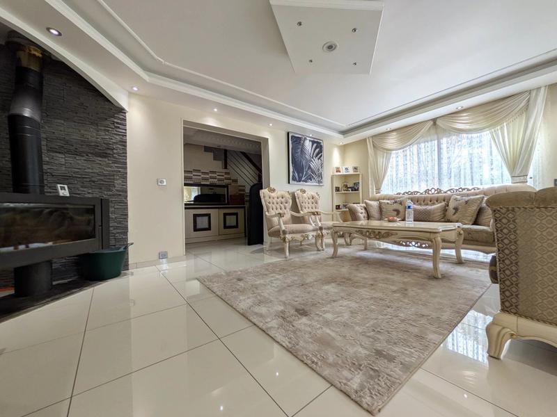 Maison - 152 m² - 7 pièces