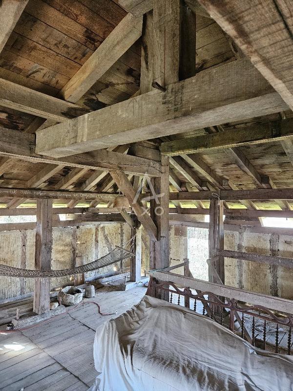 Demeure - 240 m² - 3 pièces