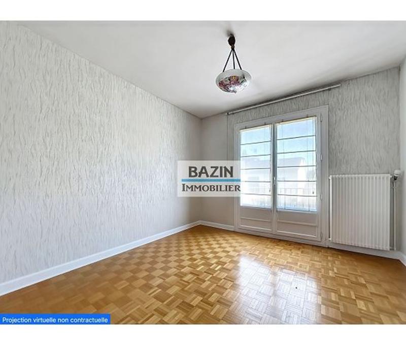 Maison traditionnelle - 94 m² - 6 pièces